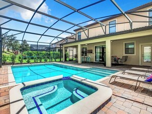Beheizter Pool