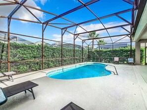 Et oppvarmet basseng