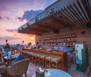 Bar vid poolen
