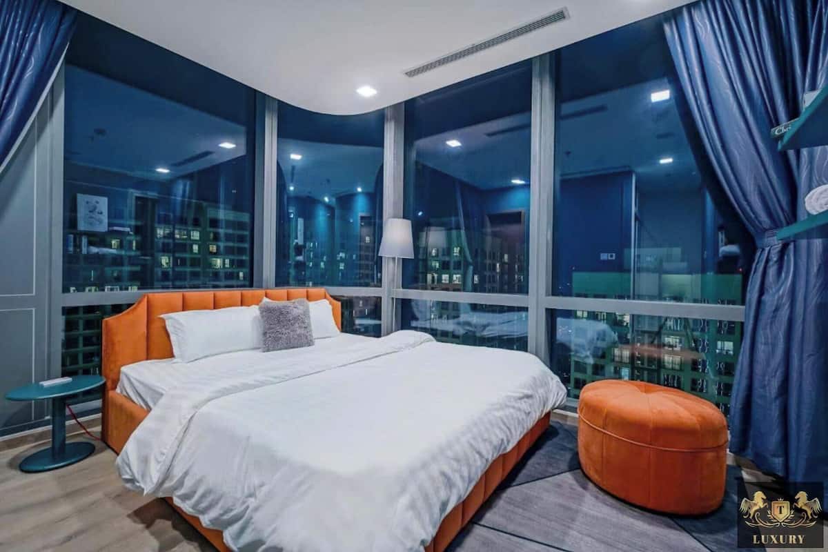Design Apartment, 2 Bedrooms, Balcony, City View | 1 bedroom, premium bedding, individually decorated