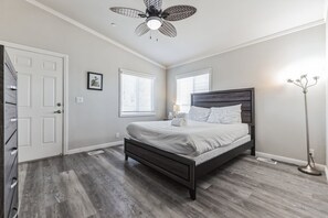 3 bedrooms, WiFi, bed sheets