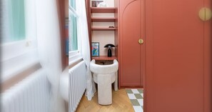 Interior - Dreamy 1BD Home in Notting Hill (London)