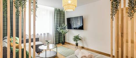 Comfort Apartment, 2 Bedrooms, Balcony | 2 bedrooms, iron/ironing board, free WiFi