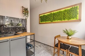 Comfort Apartment, 2 Bedrooms, Balcony | Private kitchen - RentPlanet - Apartament Kościuszki (Wroclaw)