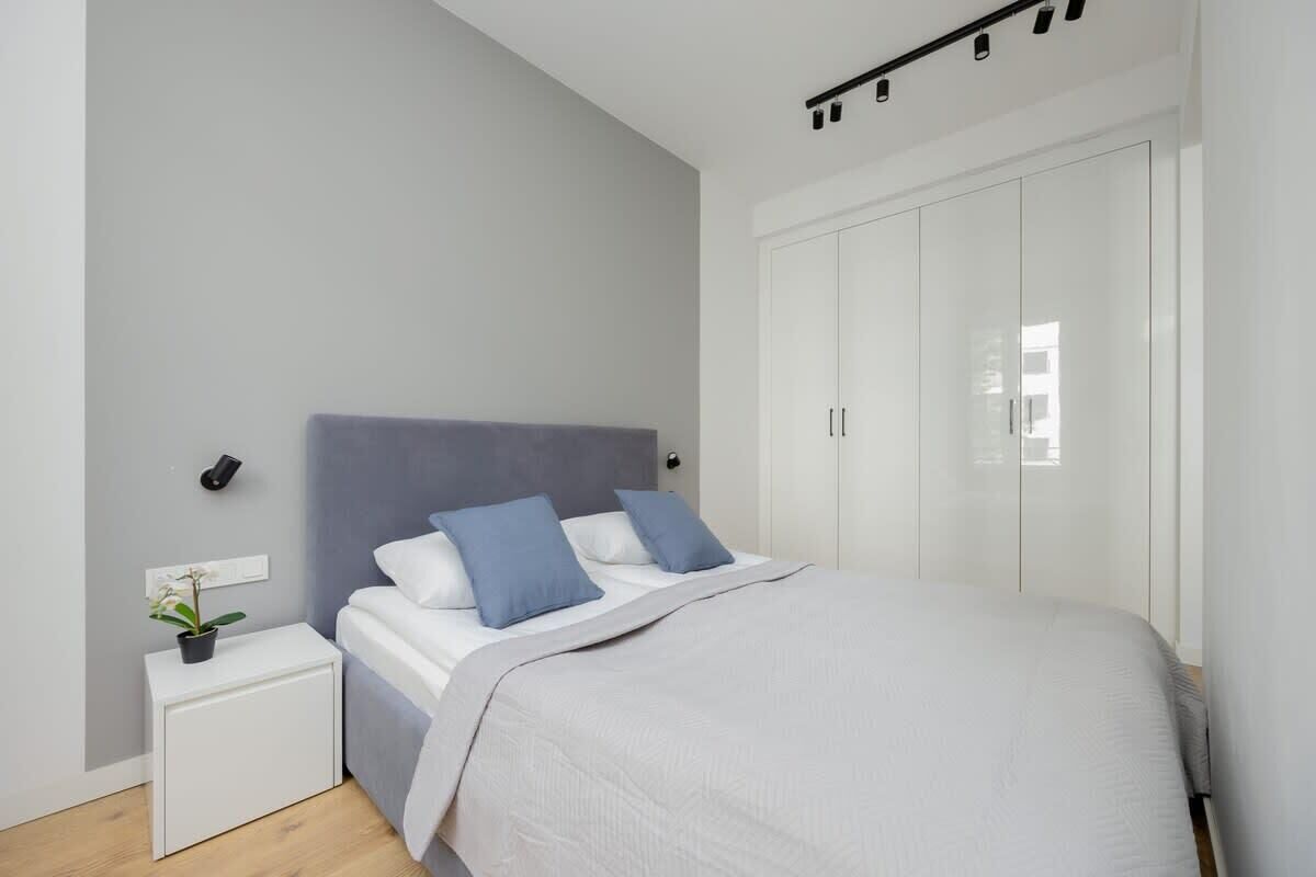 Bügeleisen/Bügelbrett, WLAN, Bettwäsche