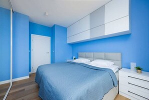 1 bedroom, desk, iron/ironing board, travel cot