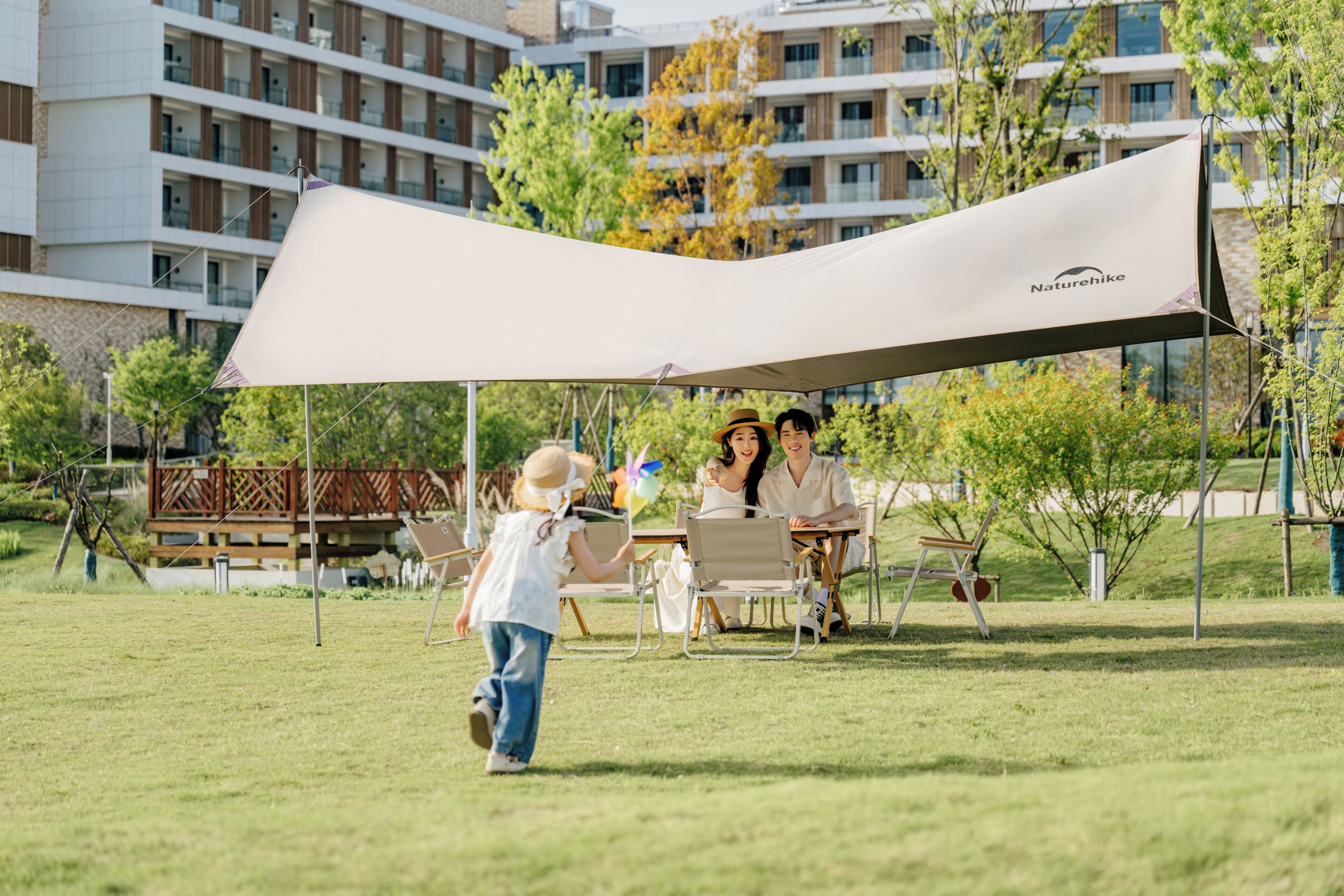 Children’s play area – outdoor