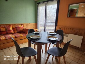 تناول الطعام