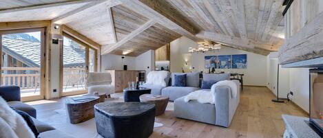 Télévision, cheminée