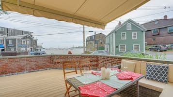 House (3 Bedrooms) | Front of property