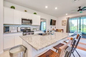 Apartment (3 Bedrooms) | Interior - Wesley Chapel End Unit w/ Patio & Nature Views! (Wesley Chapel)