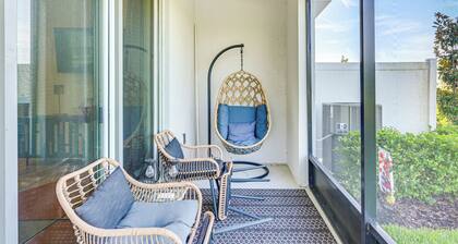 Wesley Chapel End Unit w/ Patio & Nature Views!