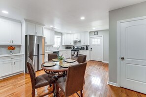 House (3 Bedrooms) | Interior - 2 Mi to Dtwn: Well-appointed Bridgeport Duplex! (Bridgeport)