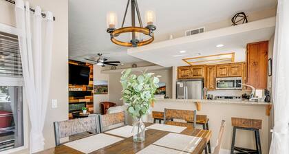 Mesquite Apartment: Walk to Wolf Creek Golf Club!