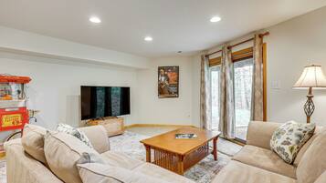 Rumah (4 Bedrooms) | Interior