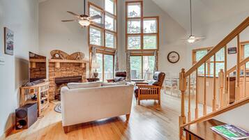 Rumah (4 Bedrooms) | Bagian depan properti