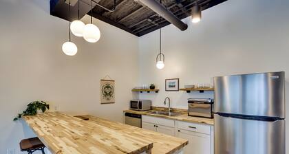 Modern Harrisonburg Home - 2 Mi to Jmu!