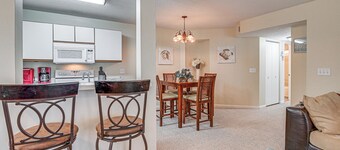 Pool Access & 2 Mi to Ocean: Myrtle Beach Condo!