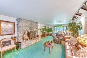 House (2 Bedrooms) | Interior - Pet-friendly Lebanon Vacation Rental on 6 Acres! (Palmyra)