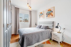 3 Schlafzimmer, Bügeleisen/Bügelbrett, WLAN, Bettwäsche