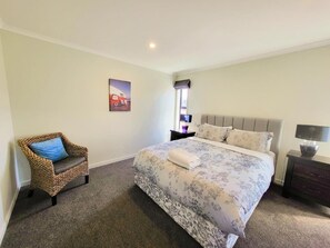 Superior Apartment, Garden View | 1 bedroom, free WiFi - April One Bedroom Apartment (Lake Tekapo)