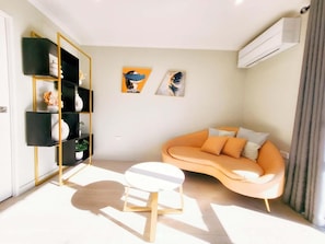 Apartament superior, vistes al jardí | Sala d'estar