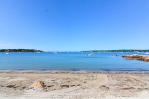 Beach nearby - Niles Beach House - Beach & Boston Skyline Views (Gloucester)
