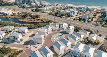 Cottages at Tannin 9 - Two Pools - Easy Beach Access - Signature Properties