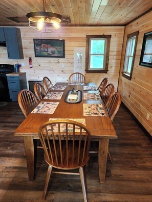 Dining - Family Friendly Lakefront Cottage, Ambajejus Lake (Wels)
