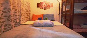 1 bedroom, WiFi, bed sheets