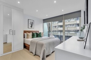 2 bedrooms, desk, iron/ironing board, free WiFi