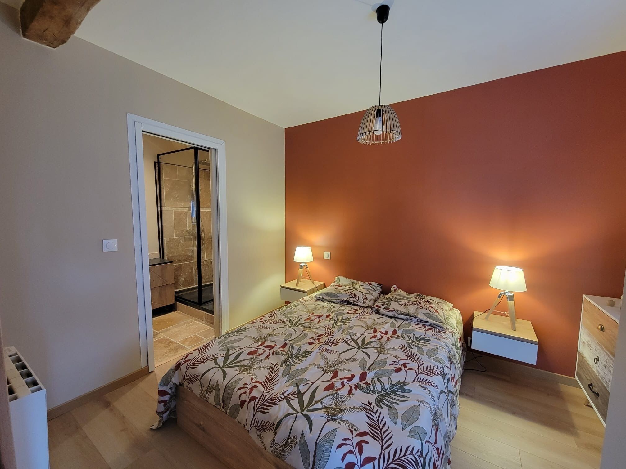 2 chambres, lit parapluie, Wi-Fi gratuit, draps fournis
