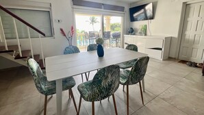 Apartment | Dining - Simpson Bay Sunshine Escape (Simpson Bay)