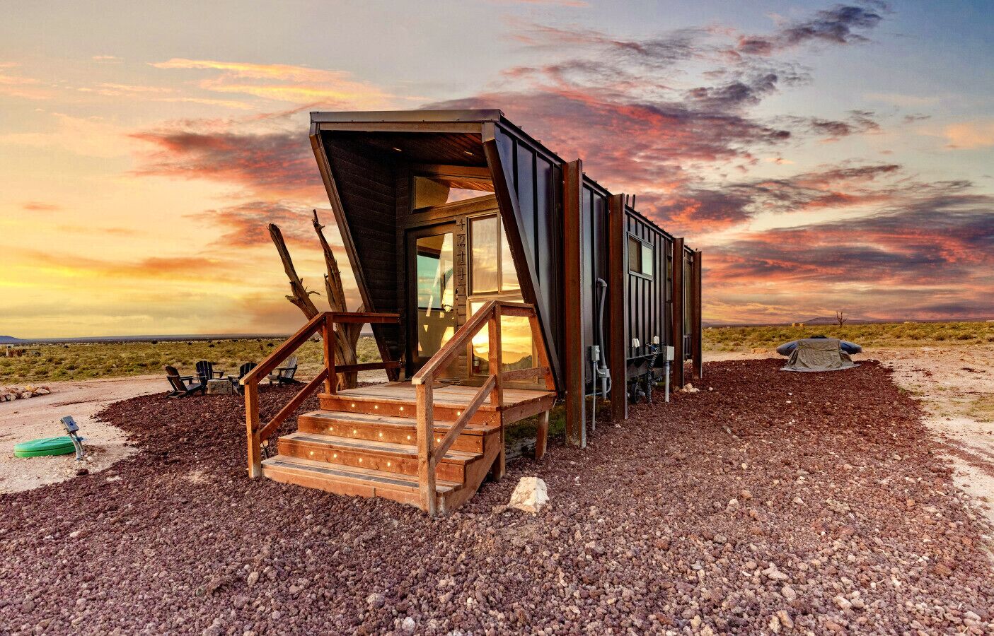 المنشأة من الخارج