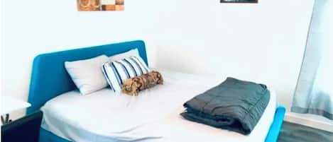 2 slaapkamers, een bureau, gratis wifi, beddengoed