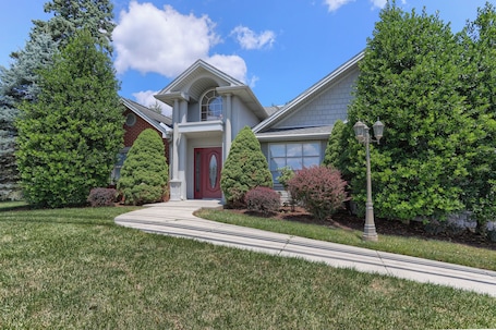 Exterior. 5-bedroom vacation home 12 minutes from Hersheypark