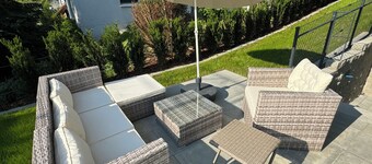 Moderne, Ruhige Gartenwohnung mit Gemütlicher Terrasse Zwischen Stadt und Natur