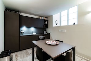 1 Schlafzimmer, hochwertige Bettwaren, Daunenbettdecken