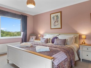 5 soverom, wi-fi (inkludert) og sengetøy