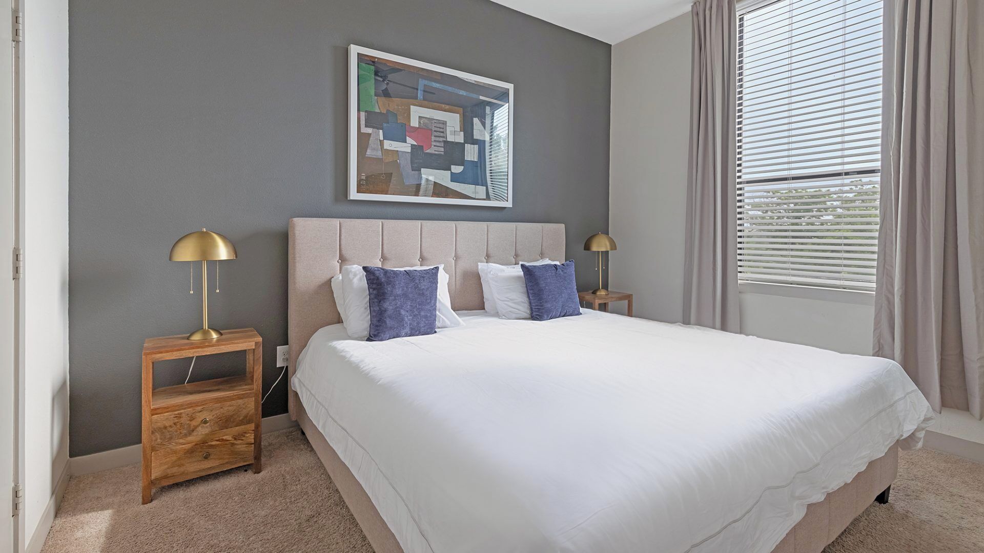 Barsala l 1BD located minutes from The Alamo