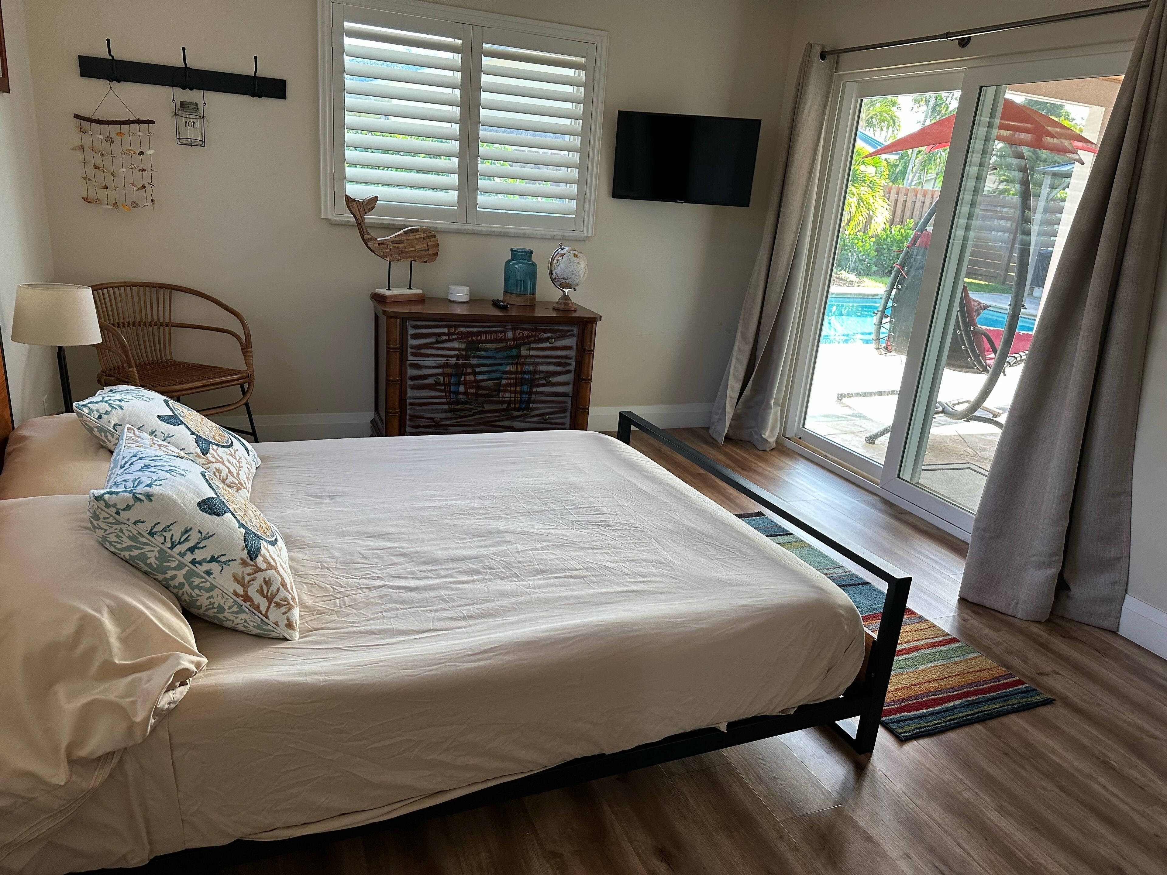 Charming 3-bedroom house with heated pool in peaceful Boynton Beach/near Delray