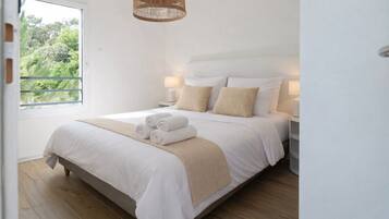 3 chambres, fer et planche Ă repasser, Wi-Fi gratuit, draps fournis