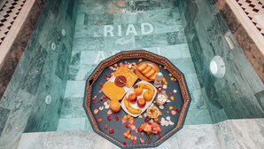 Free daily full breakfast - Riad Aslal Marrakech  (Marrakech)