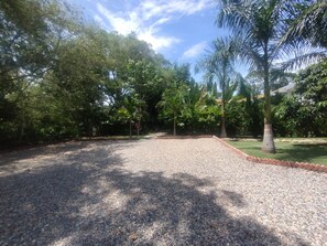 Free self parking - Ecohotel Villa Russo  (Tocaima)