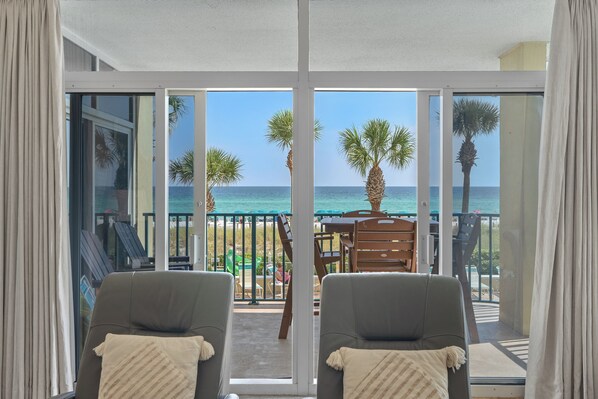Interior - Gulf Facing Beautiful Condo with Pool (Destin)