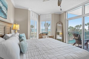 4 bedrooms, desk, iron/ironing board, free WiFi