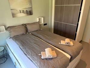 2 habitaciones, wifi gratis y ropa de cama 