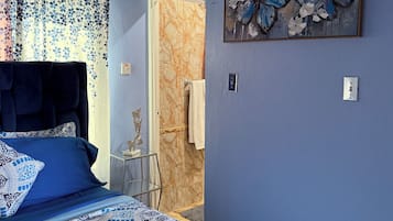 Studio Suite Mewah, Bebas Asap Rokok, pemandangan kolam renang | Setrika/meja setrika dan Wi-Fi gratis