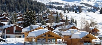 A MODERN VERBIER LUXURY IN HAMEAU RANGE
