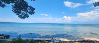 Spacious coastal farmhouse with modern ammenities on beautiful Lake Huron!